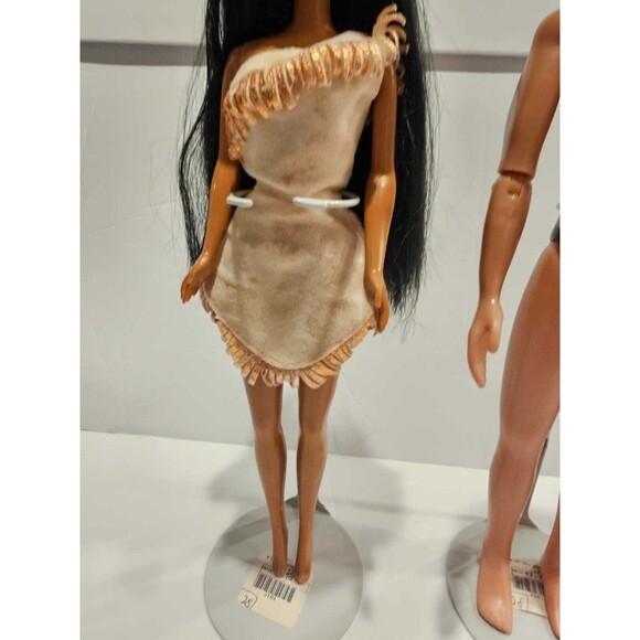 Pocahontas Color Splash Hair John Smith Disney Barbie Dolls 1995 Lot of 2 - Picture 4 of 11